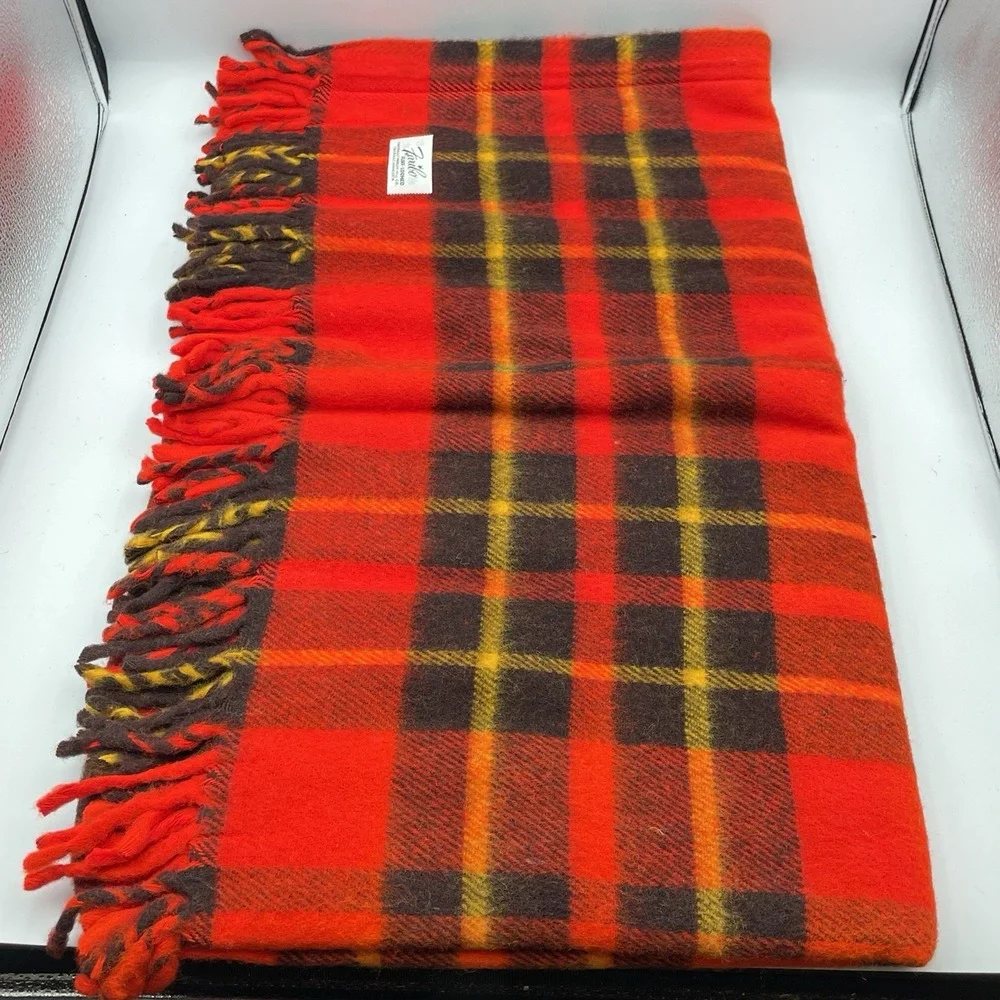 Vintage 1960s-1970s Faribo Glengary Plaid Acrylic Blanket 50x60 Fringe USA